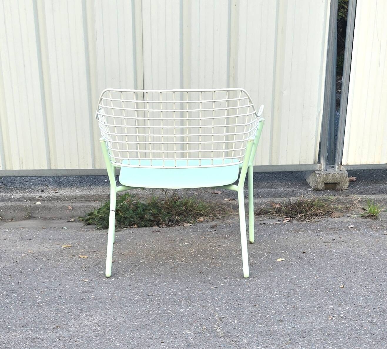 Pair of Lyze armchairs, EMU