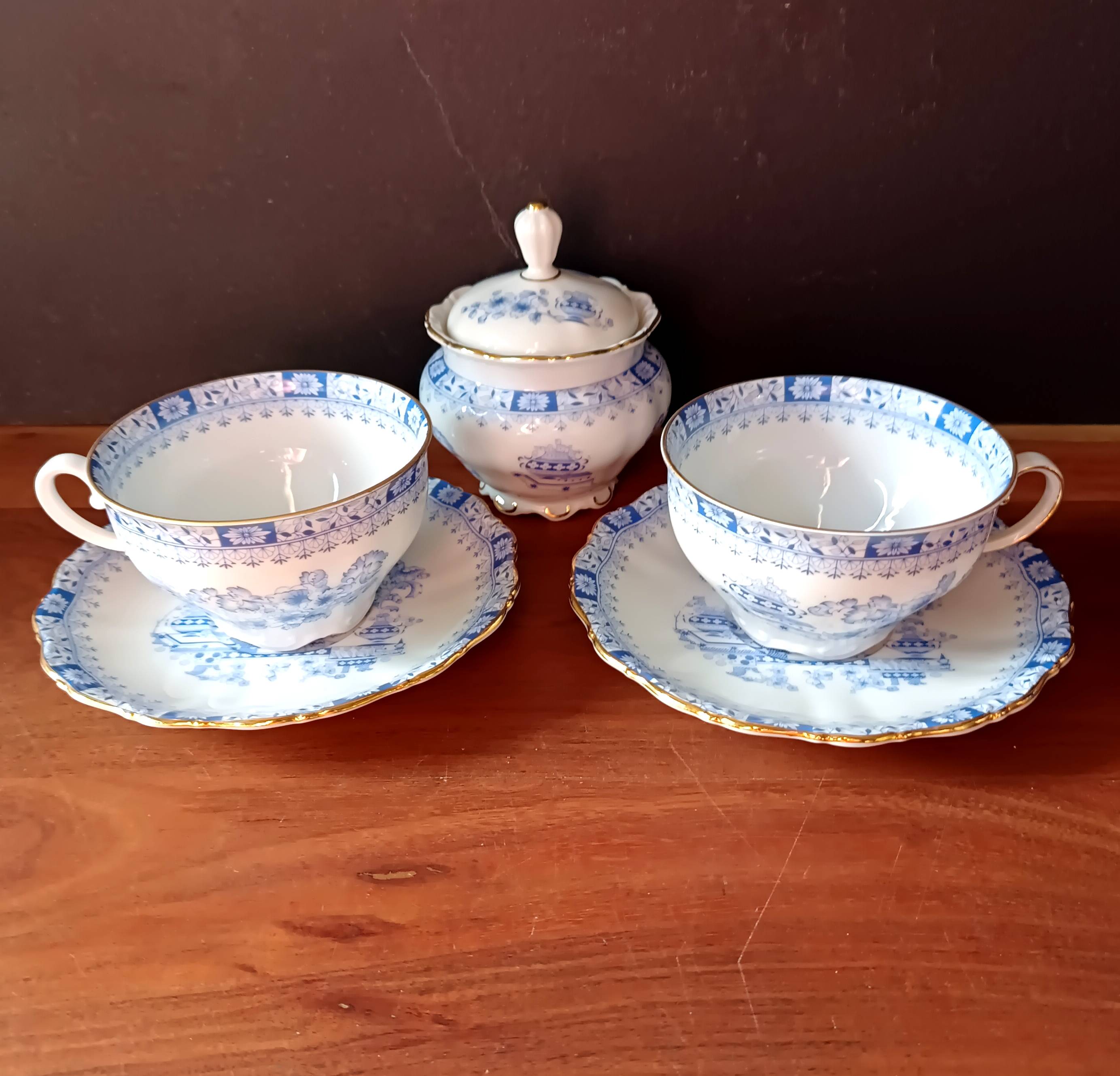 Vintage theresia pattern porcelain coffee cup and sugar bowl set, seltmann