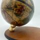 Globe terrestre vintage
