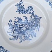 Service set in SG porcelain, Louis XV model.