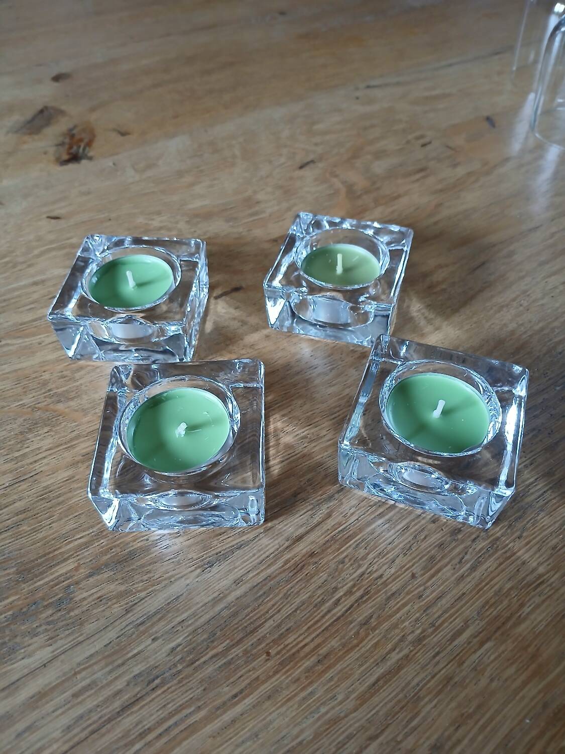 4 glass candle holders/tealight holders
