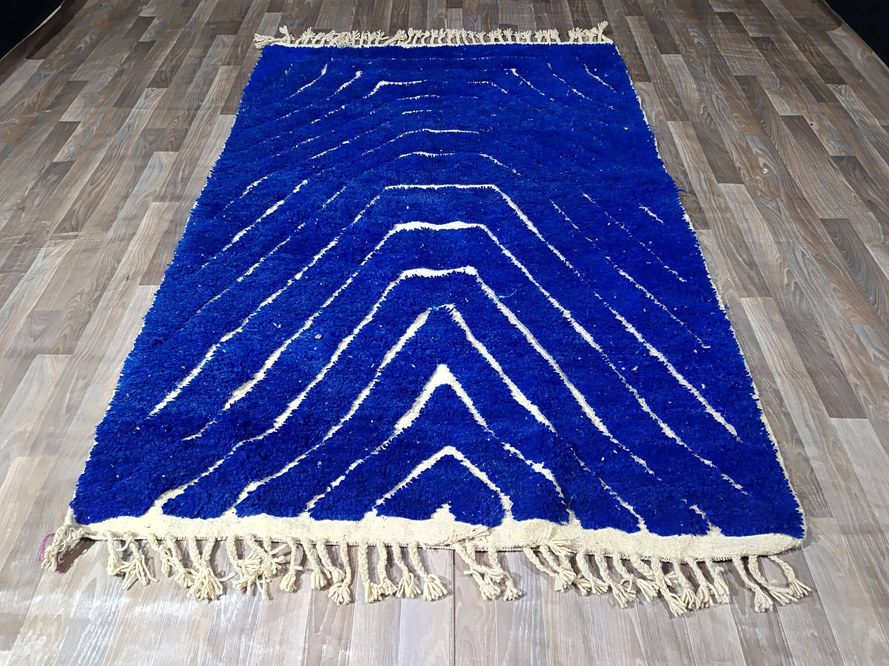 Handmade Moroccan rug 3 x 2 m