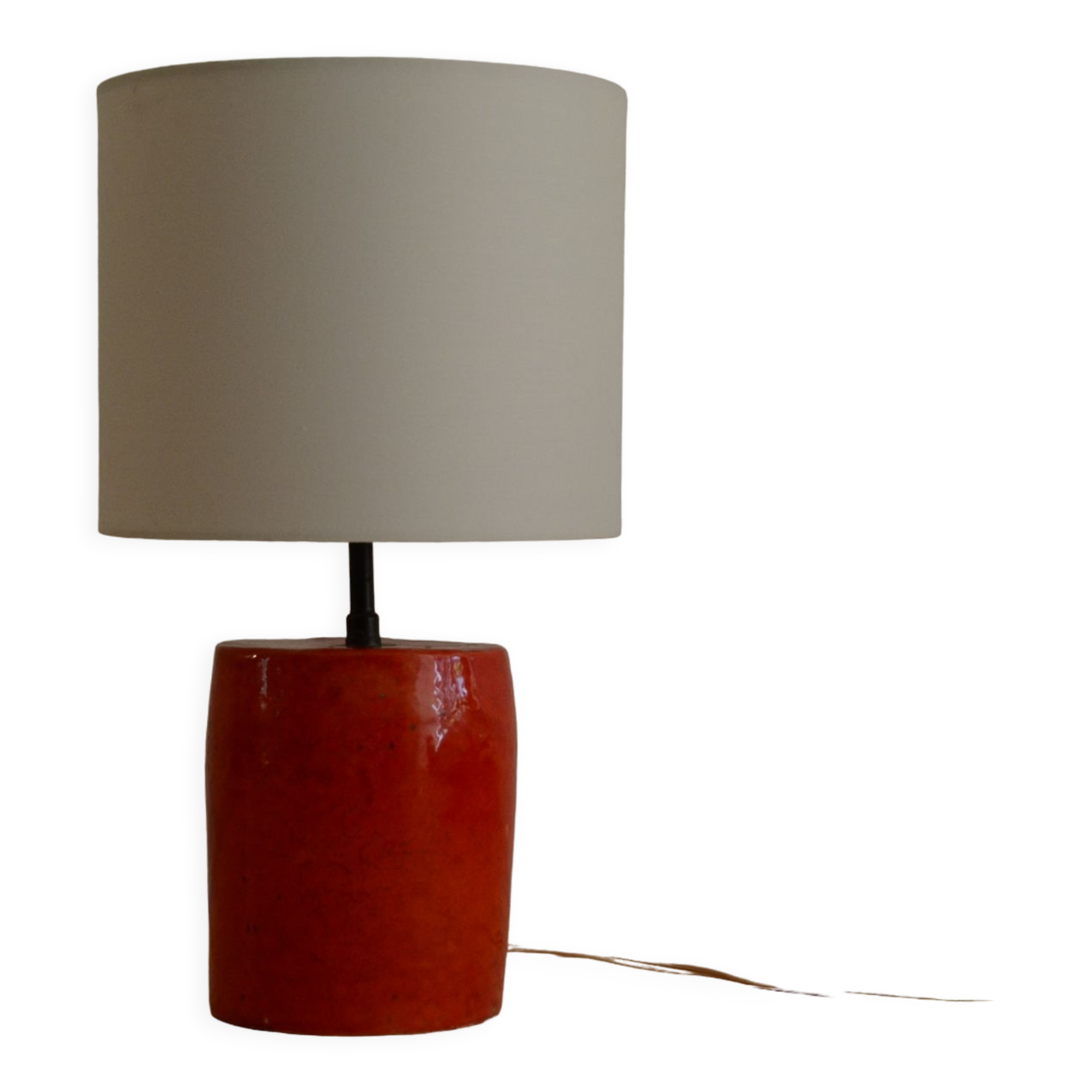 Red ceramic lamp