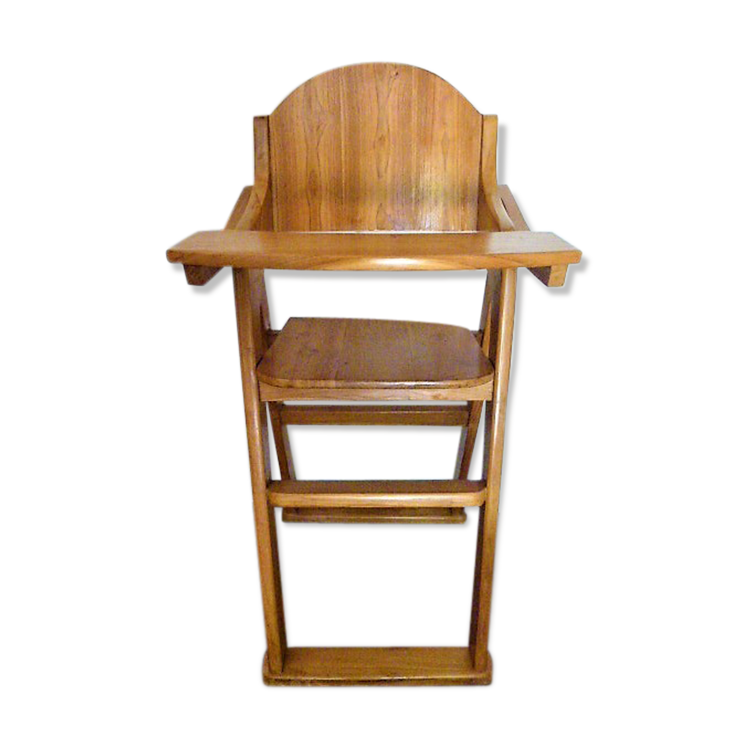 High chair for sturdy and very handy children