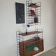 Bibliothèque murale suspendue étagères scandinave vintage teck 1960