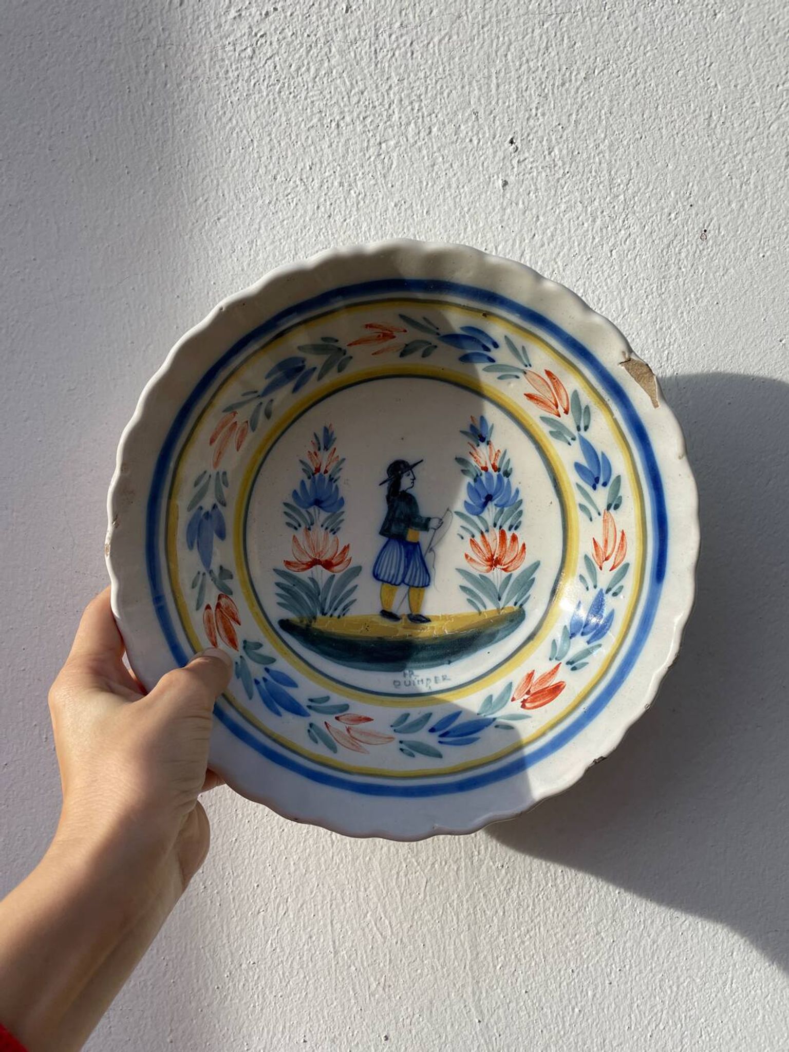 Quimper ceramic hanging collector's salad bowl