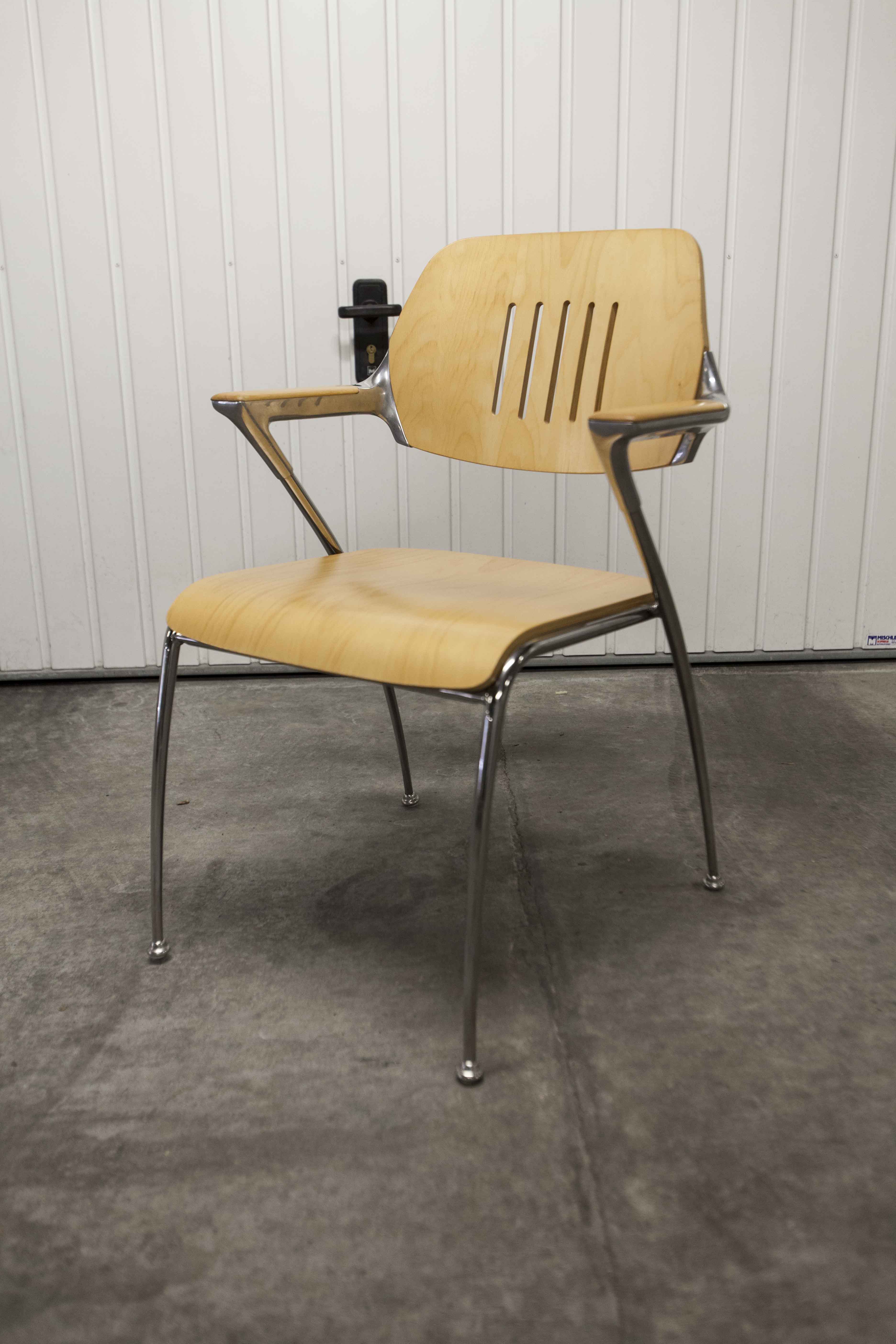 Lot of 6 "Golf" model chairs designed by Francesco Zaccone for the Brunner brand