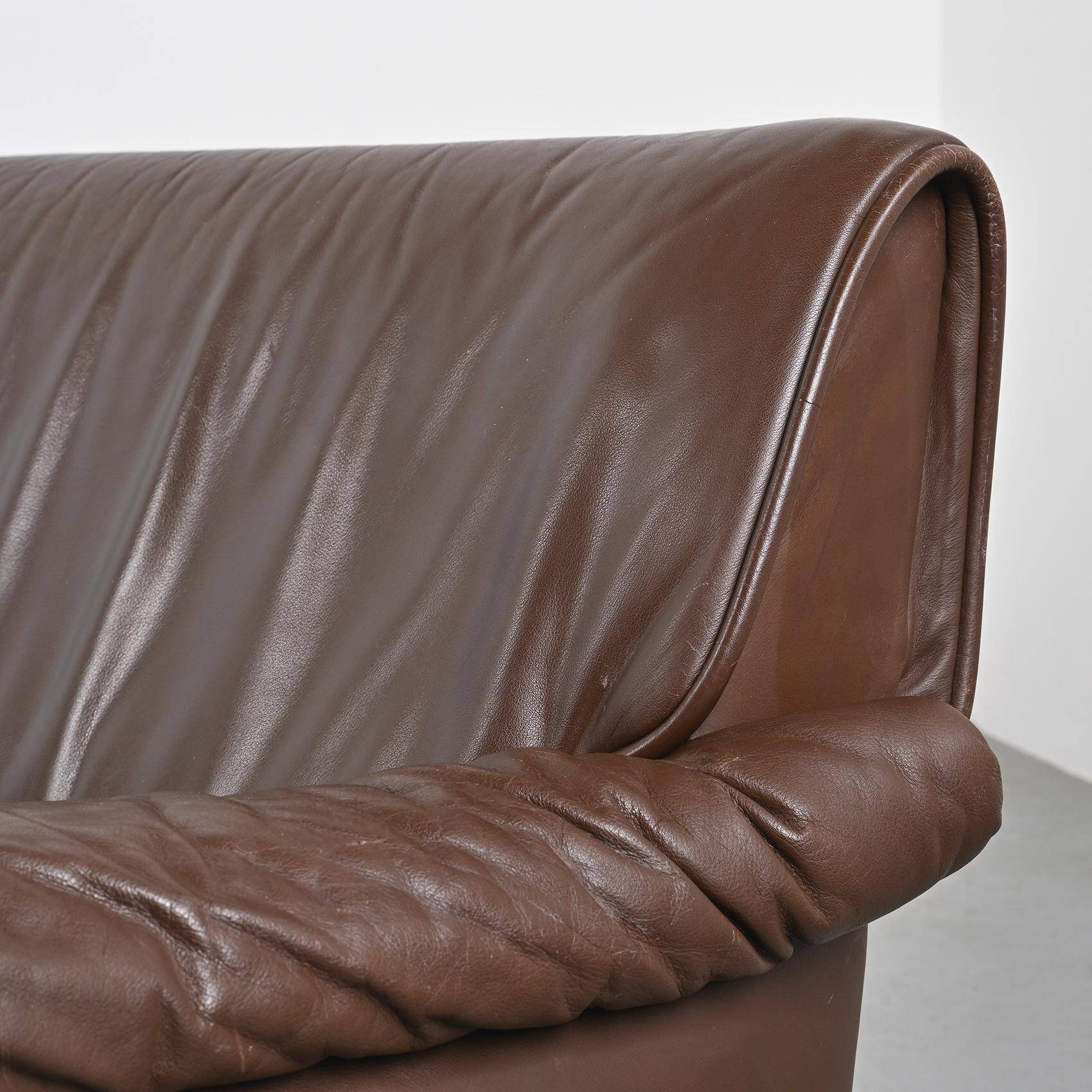 De Sede leather sofa, model DS 14, circa 1990