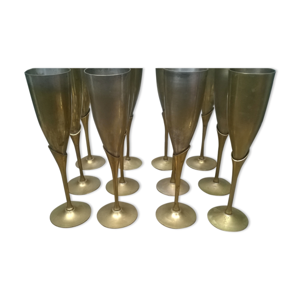 12 flutes a champagne