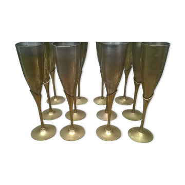 12 flutes a champagne
