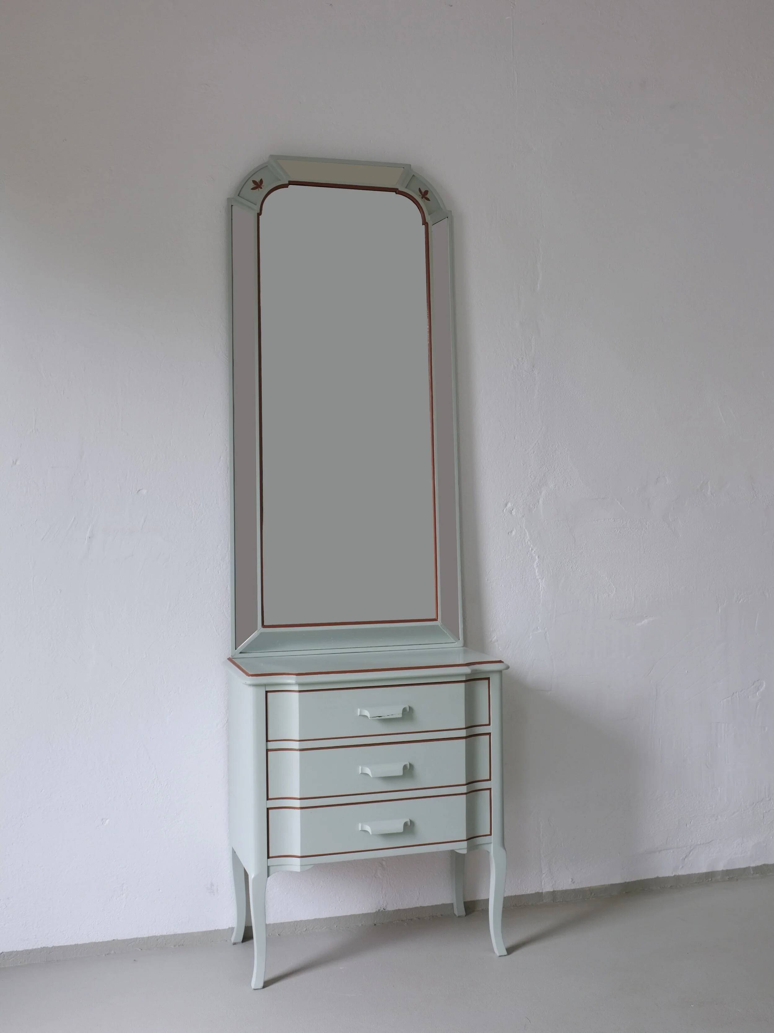 Commode suédoise peinte avec miroir | Années 1940