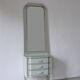 Commode suédoise peinte avec miroir | Années 1940