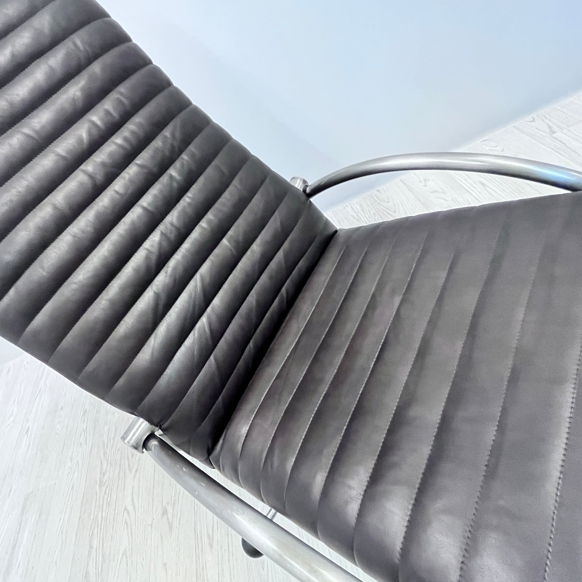 Leather lounge chair