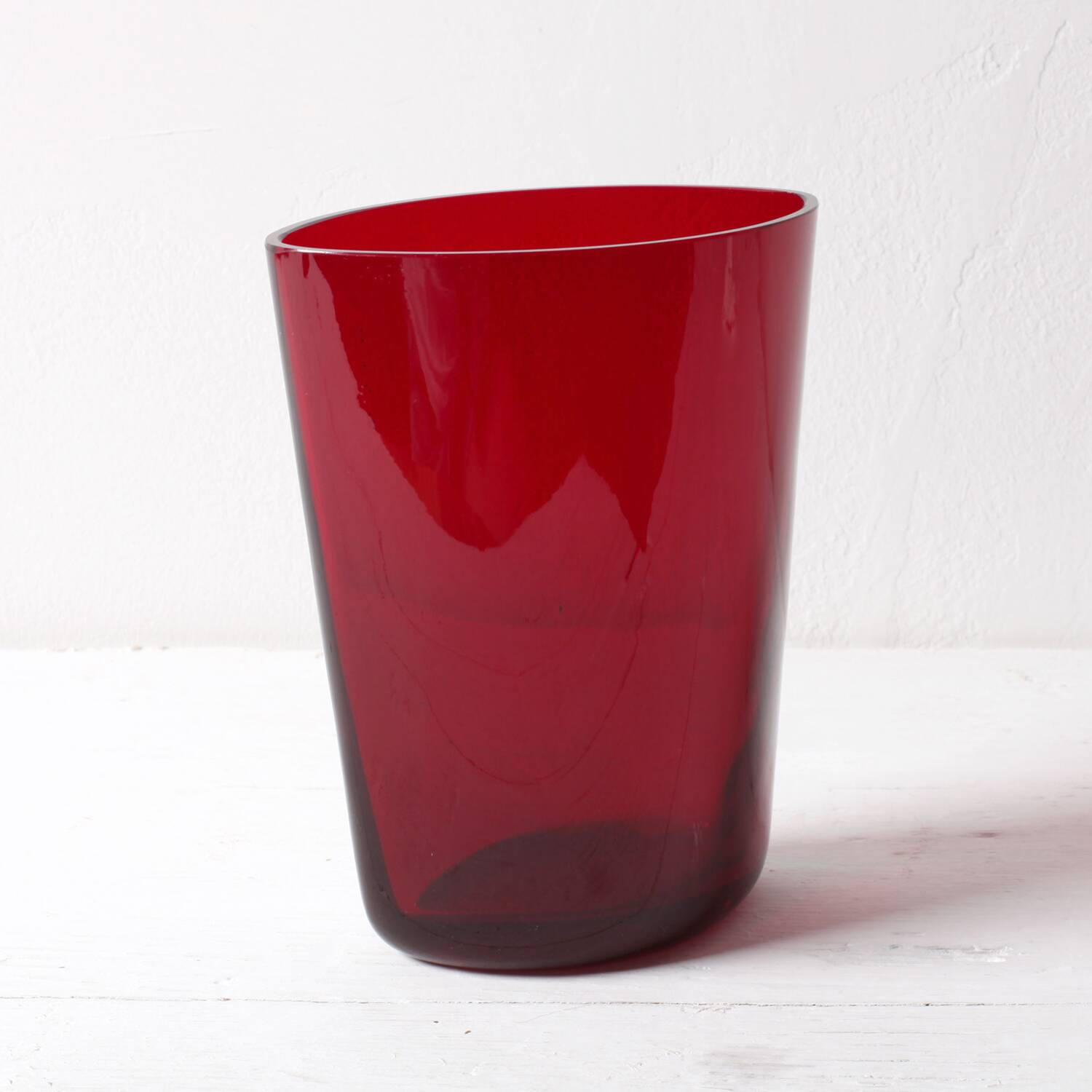 Vase vintage Reijmyre rouge rubis des années 50