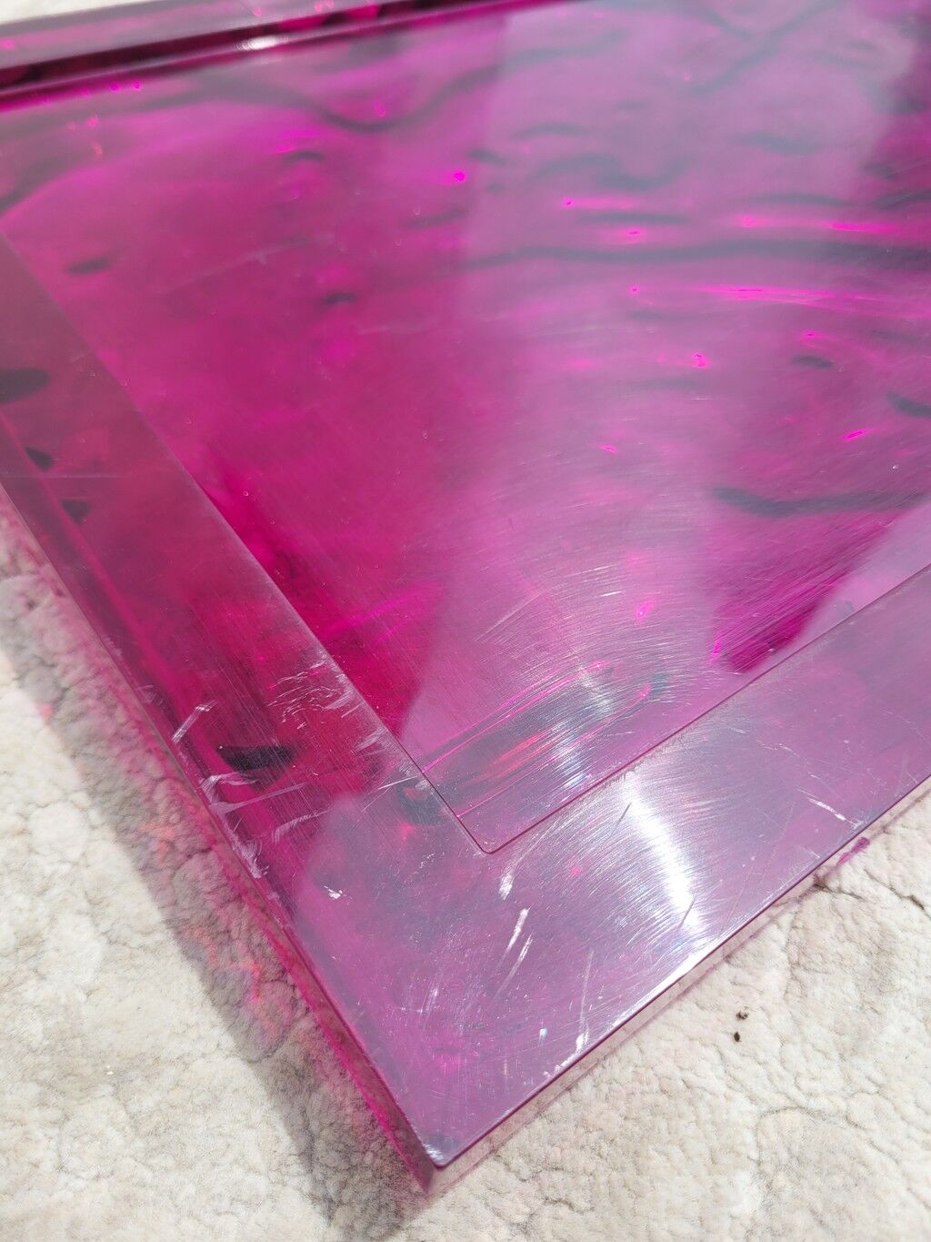 Plateau Kartell Dune rose par Mario Bellini