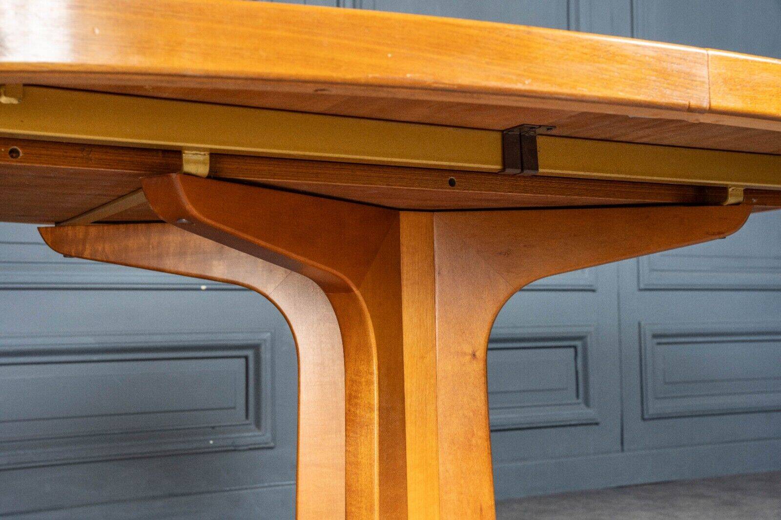 Dining room table with extensions French work 1970