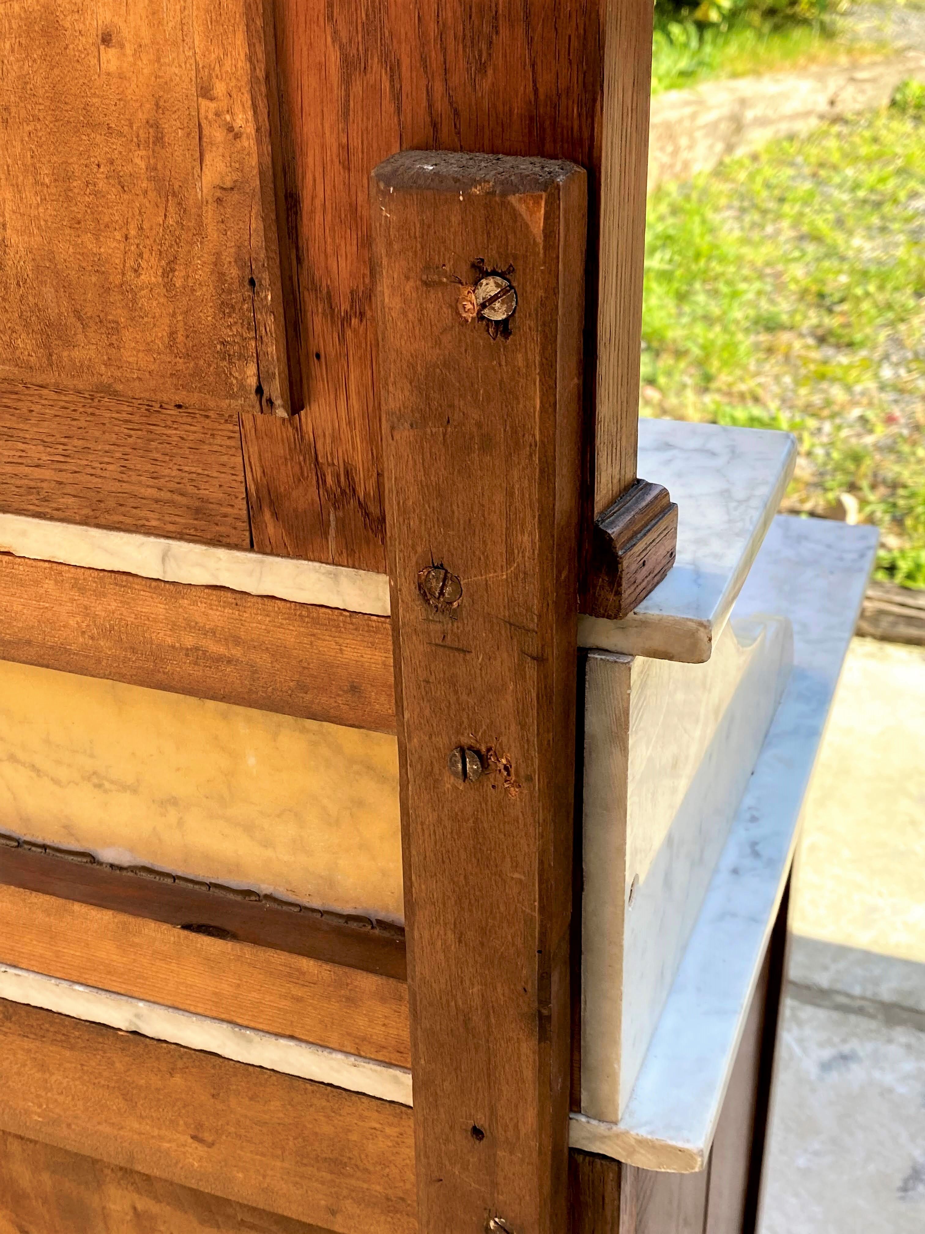 Toilet furniture, dressing table
