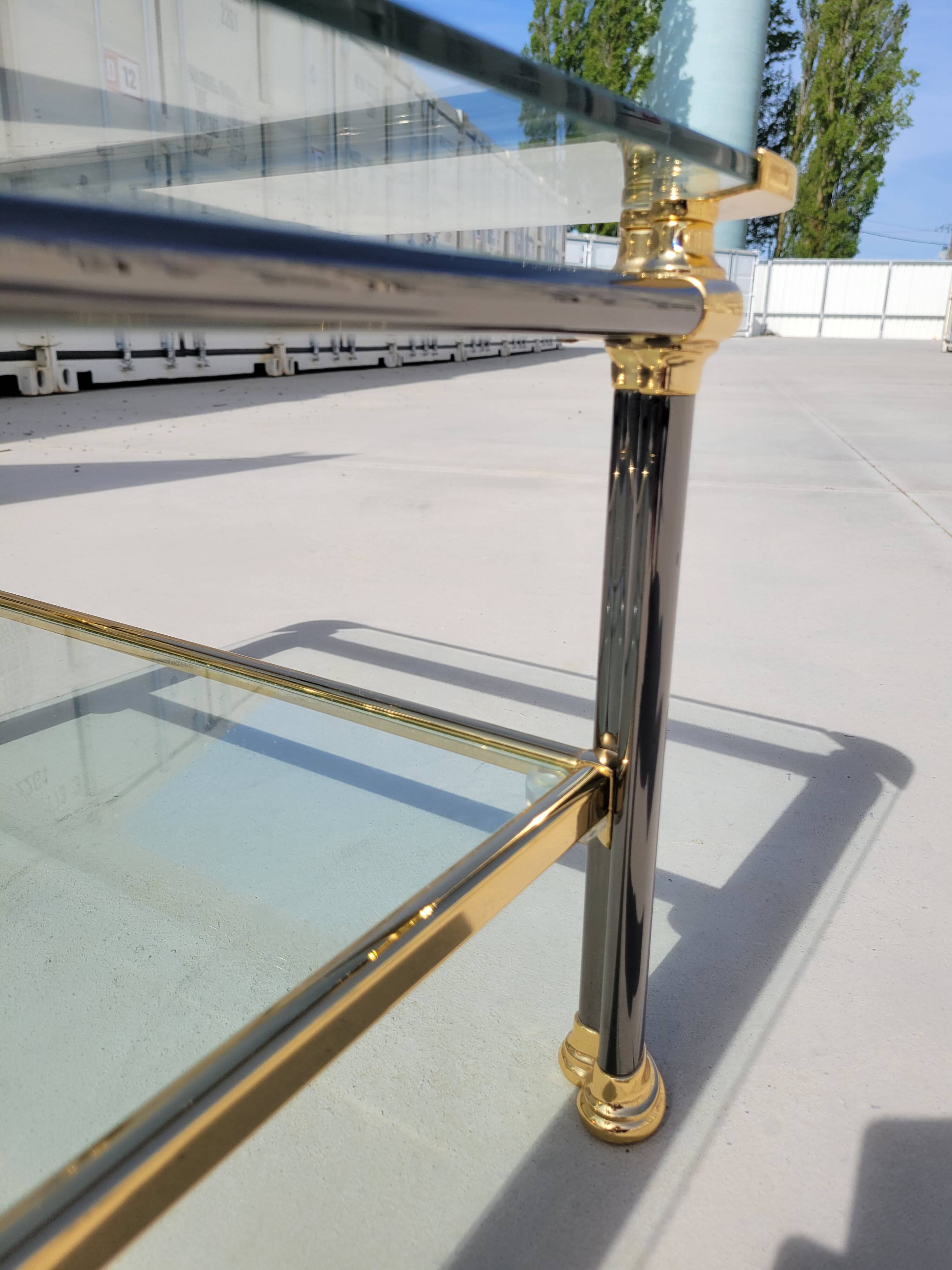 Vintage glass and brass coffee table from the 70s and 80s, Italian design