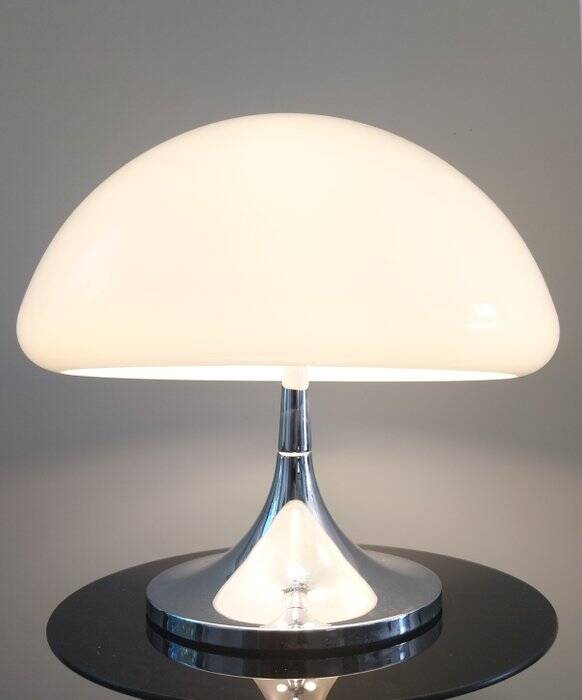 Guzzini Toledo par Luigi Massoni