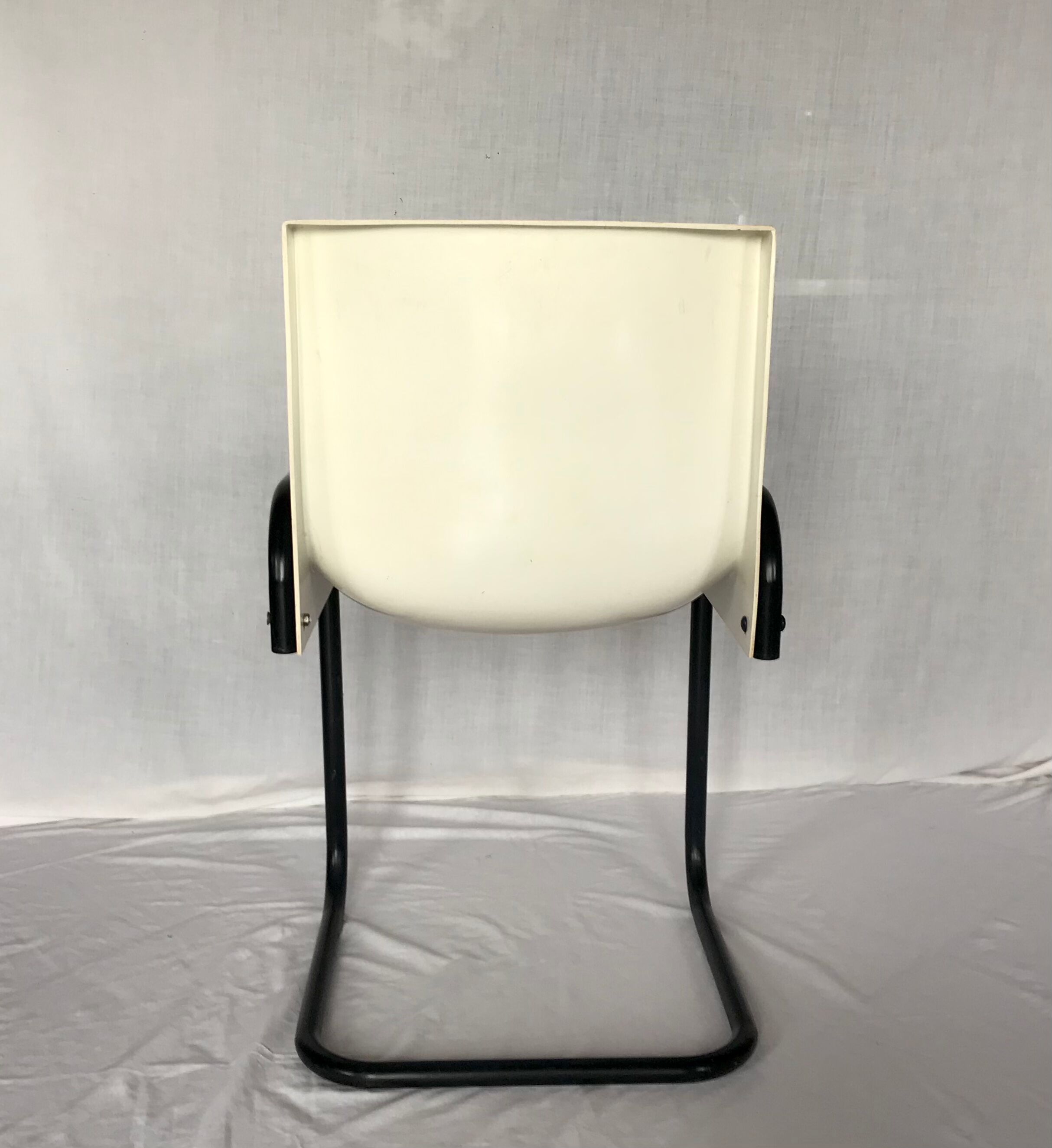 Monocoque chair Meubles Gautier 1970
