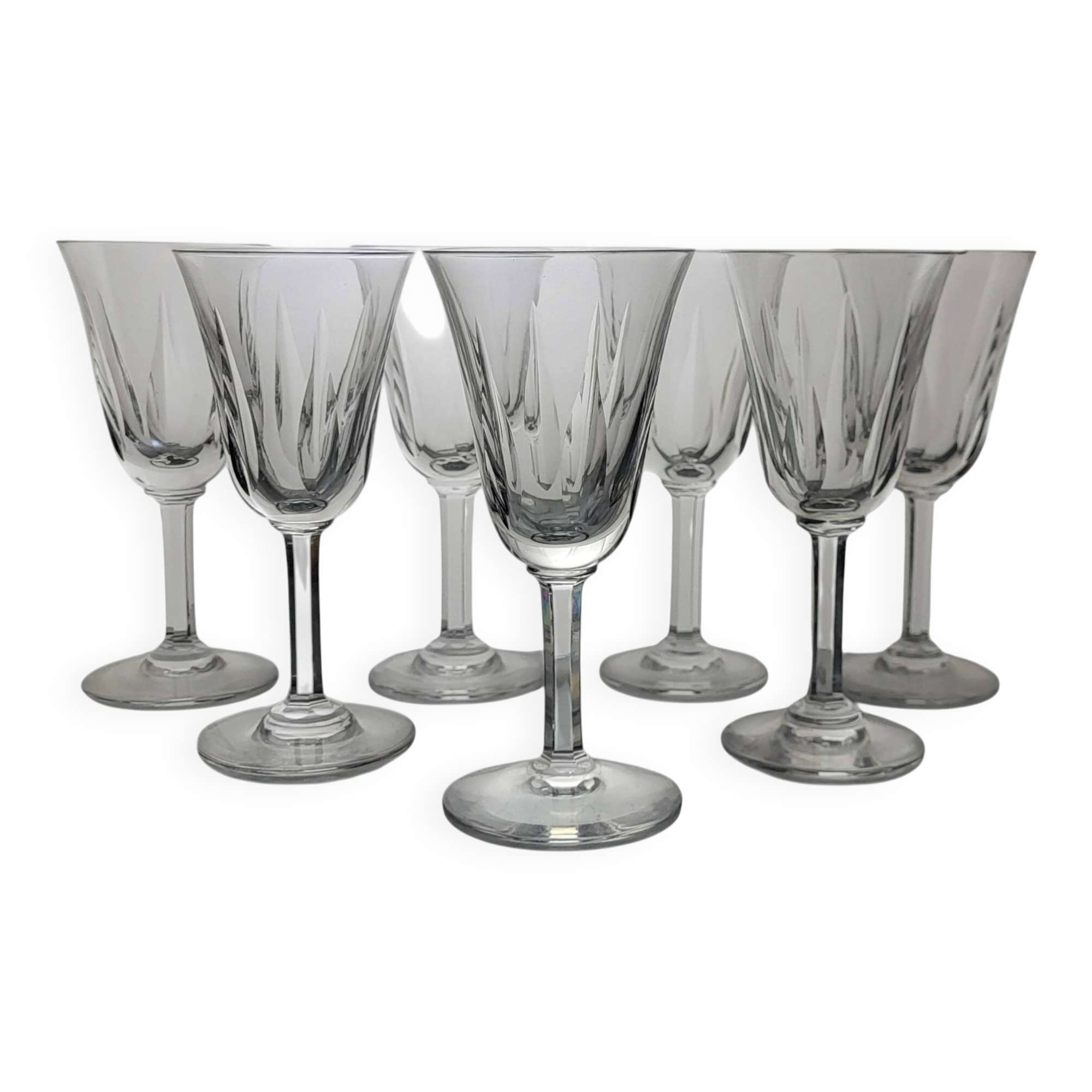 7 crystal wine glasses Saint Louis model Cerdagne