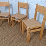 3 chaises enfant brutaliste années 80 en frêne