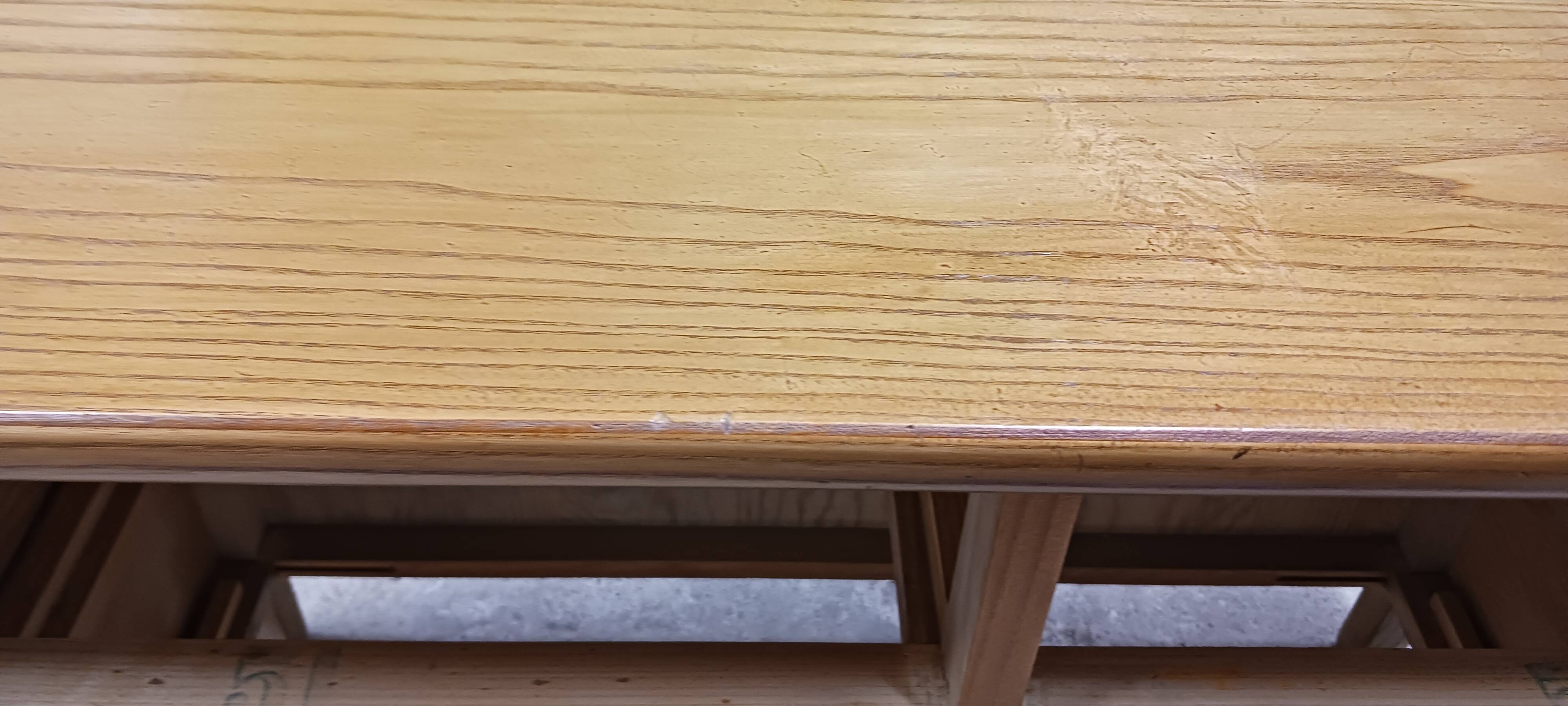 Commode des années 70 en pin 4 tiroirs 1m de large