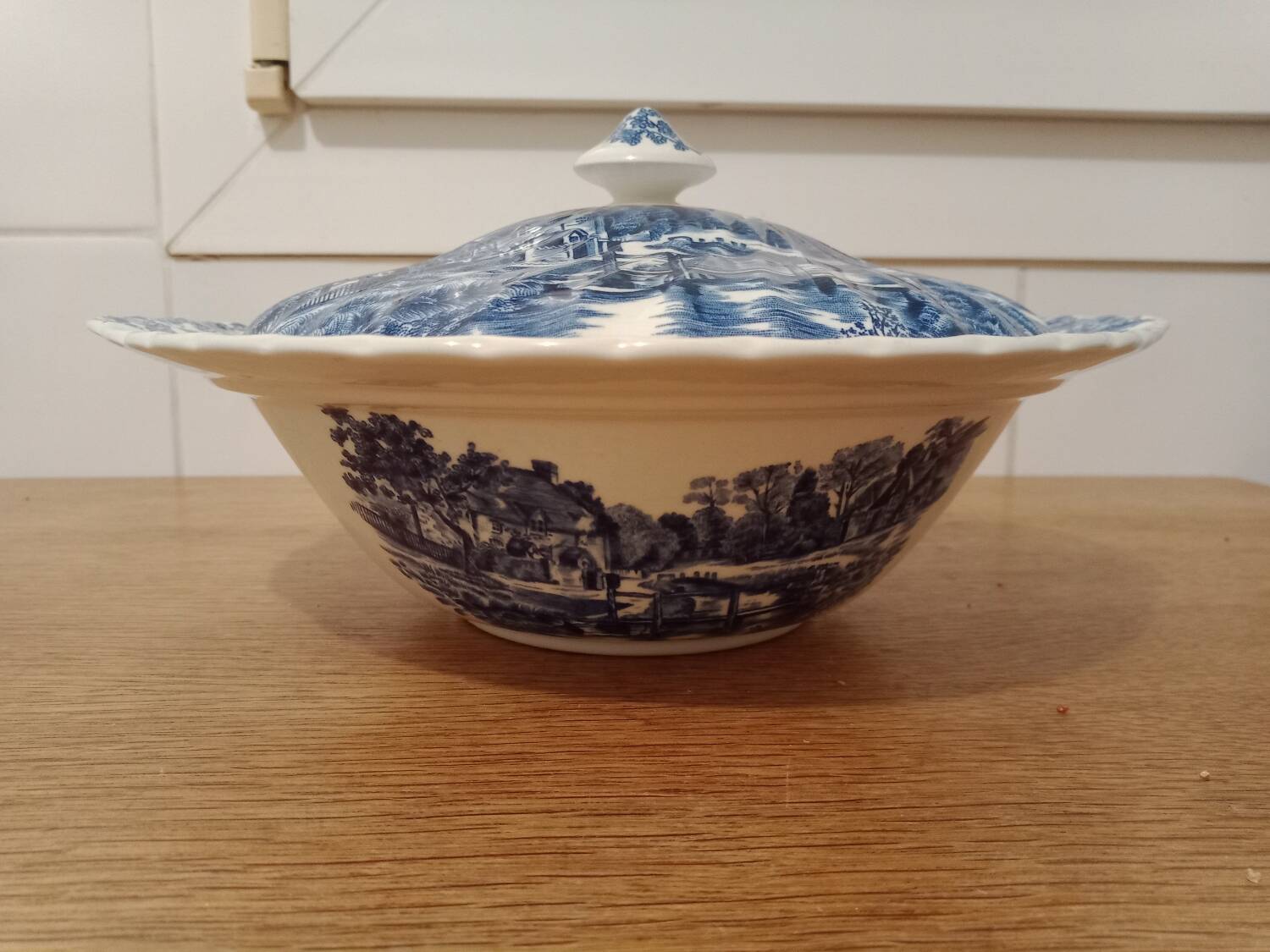Plat En Porcelaine Anglaise Royal London Eynesse 33220 Arts de la table