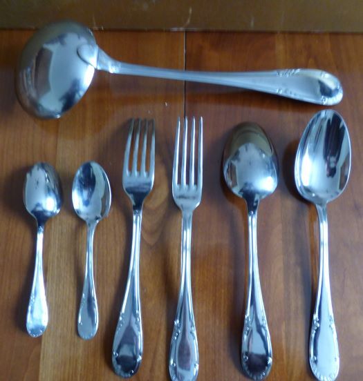 Présentoir Inox et Verre - Jean Couzon Orfèvre - Label Emmaüs