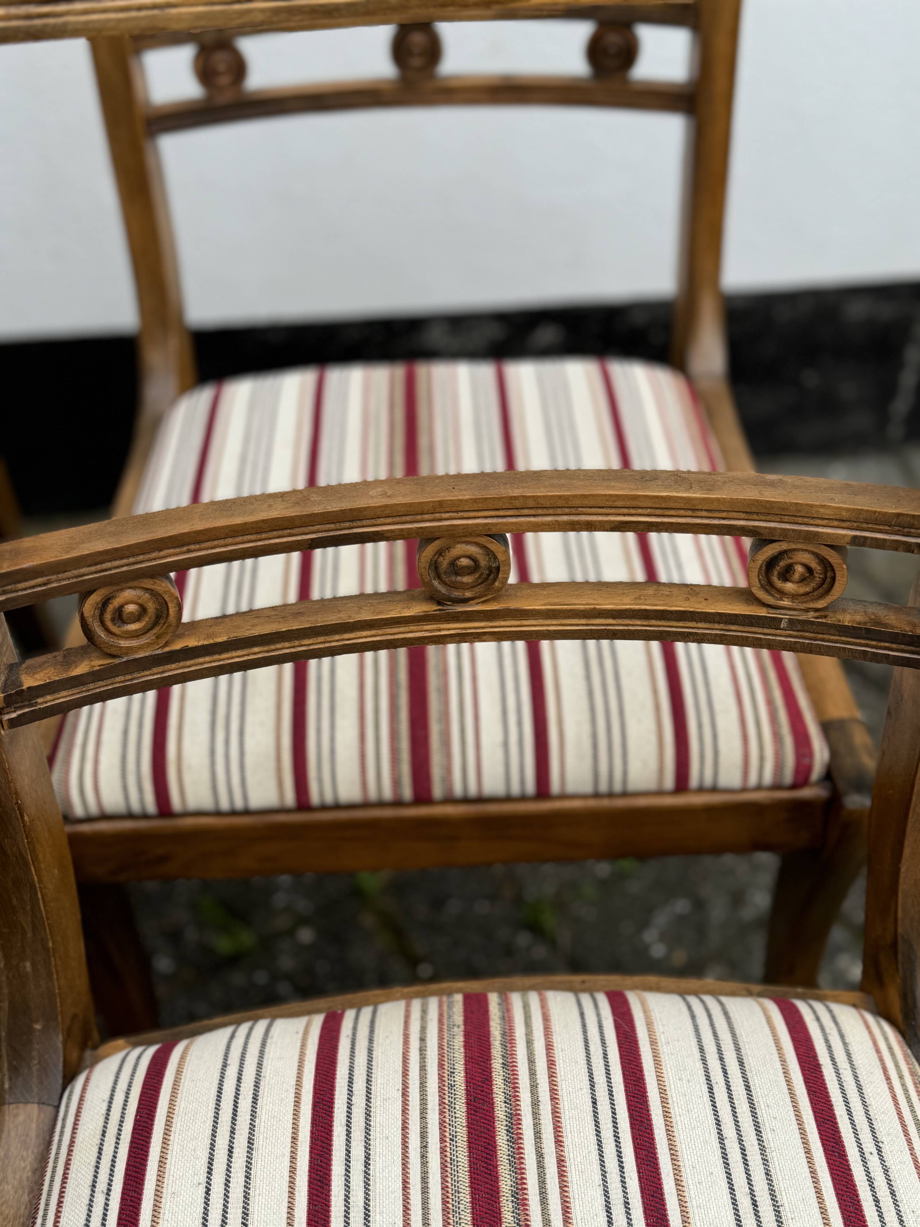 Set of 4 vintage mahogany dining chairs