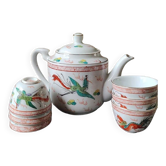 Chinese tea service/Teapot + 6 cups. In fine porcelain. Dragons/Phoenix decor. Feng Shui Rose Family Style. 70s