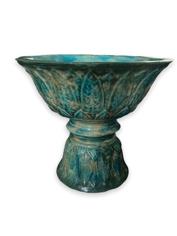 Coupe de forme diabolo en céramique vernissée bleue