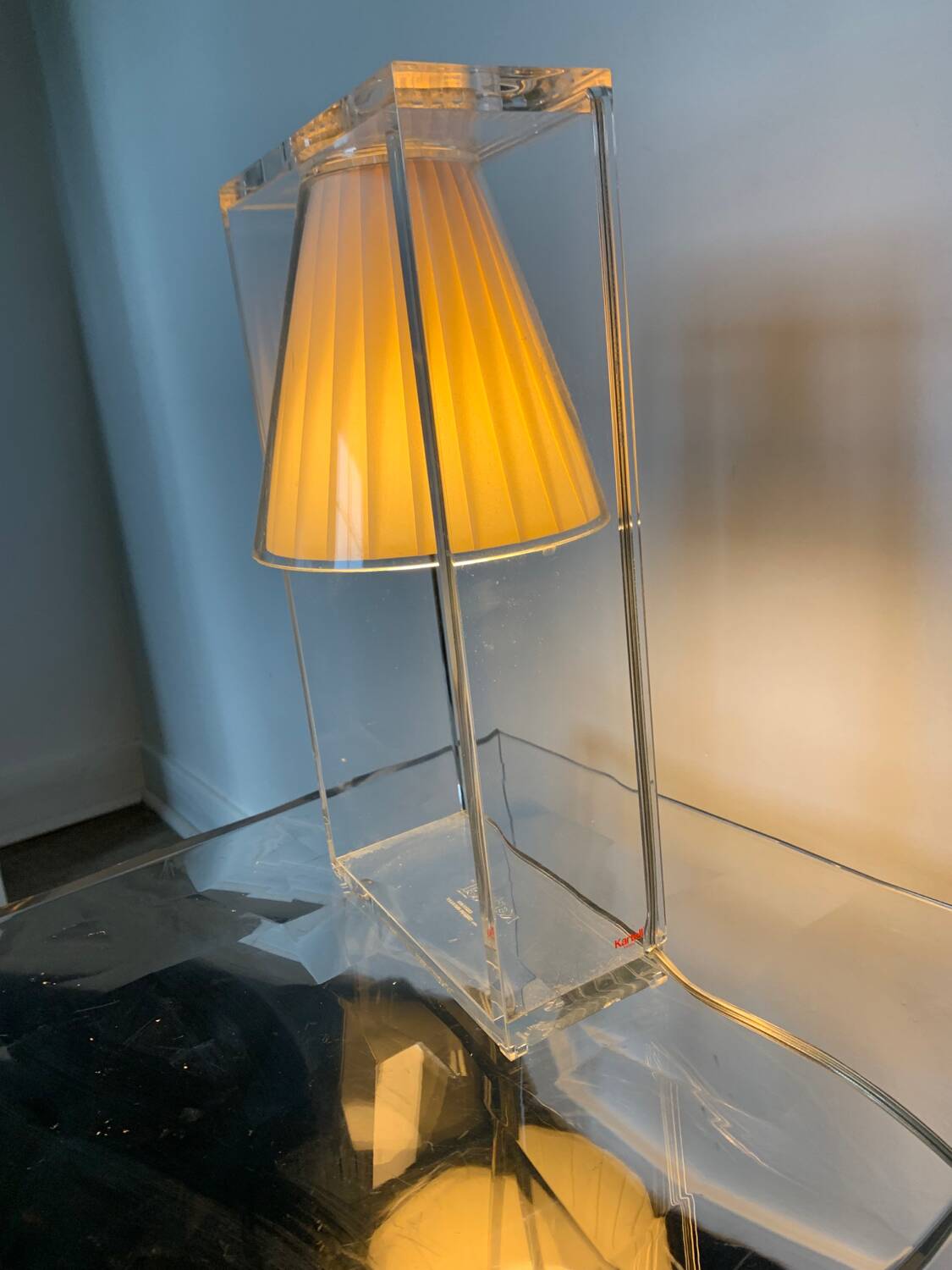 Light air karetll table lamp