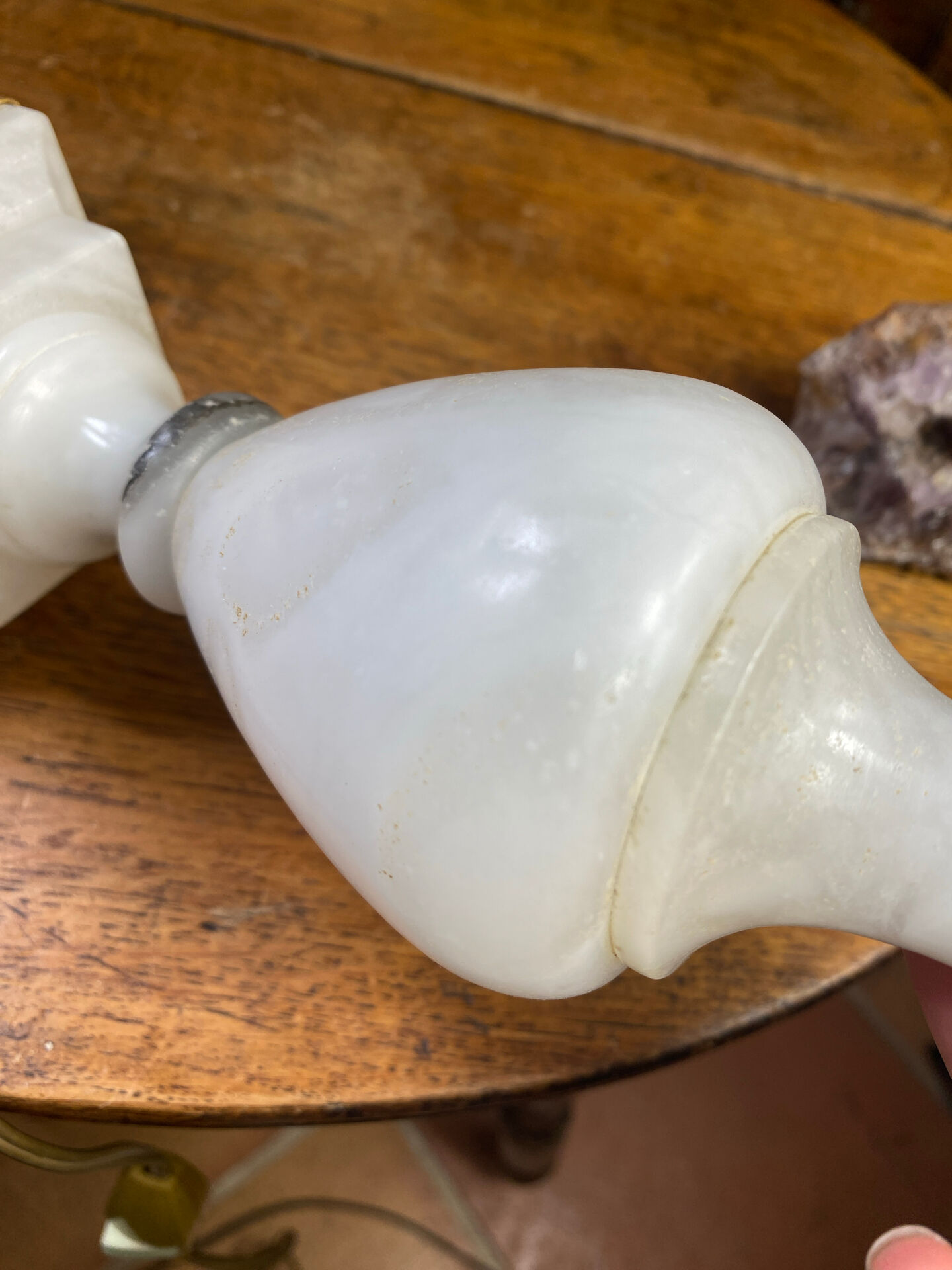 Alabaster lamp base