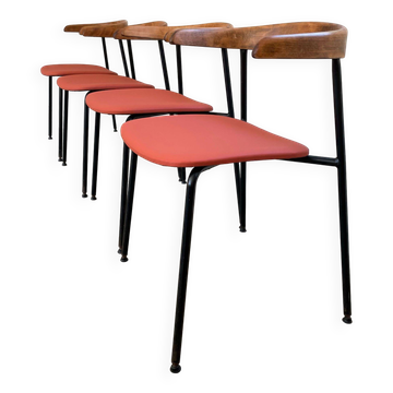 Rare ensemble de 4 chaises C 20, design Terence Conran, années 1960.