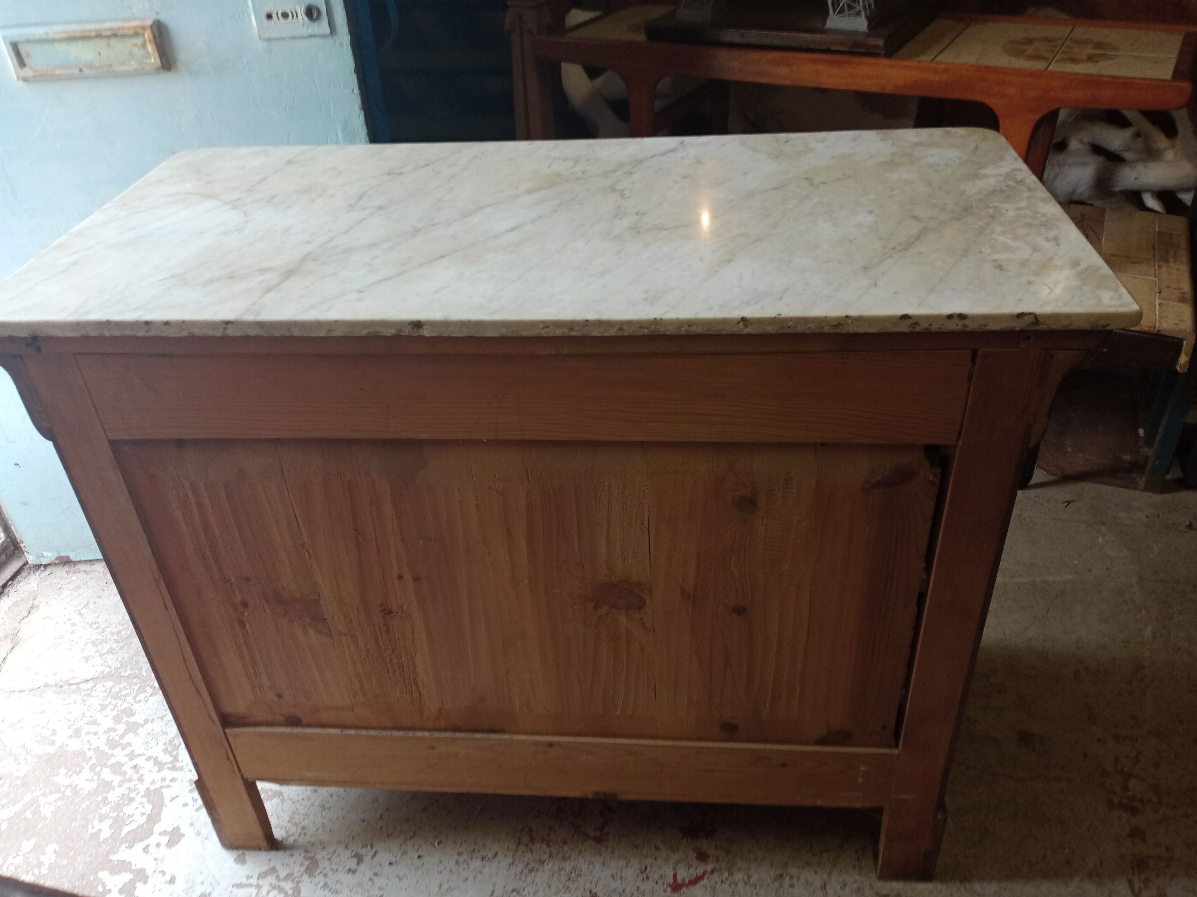19th Louis Philippe veneer dresser