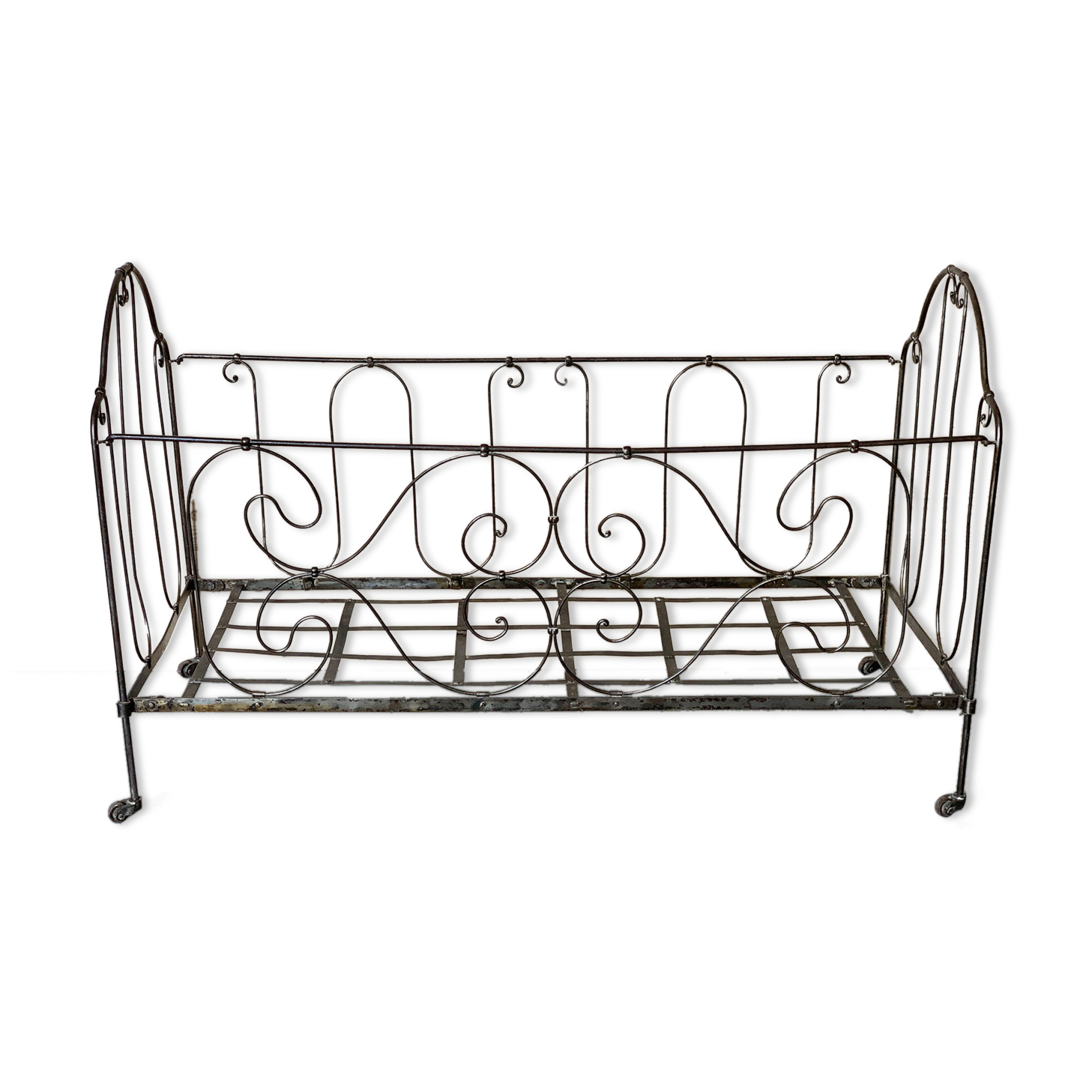 Children's bed wrought iron bench