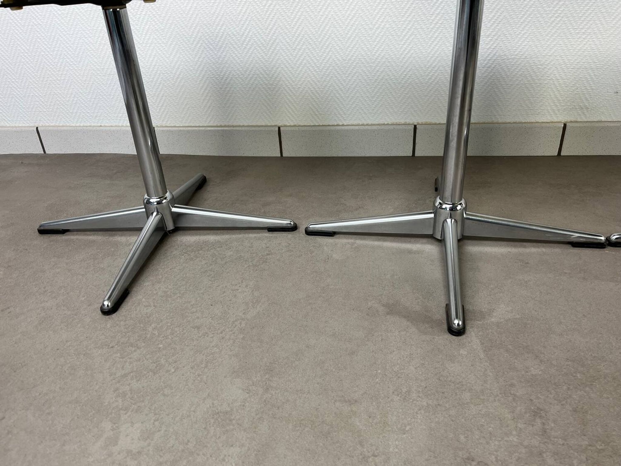 4 chaises Space Age, coque années 70 pour Lockhausen
