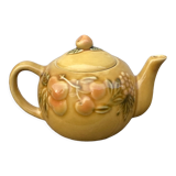 Teapot in vintage beige fruit slip