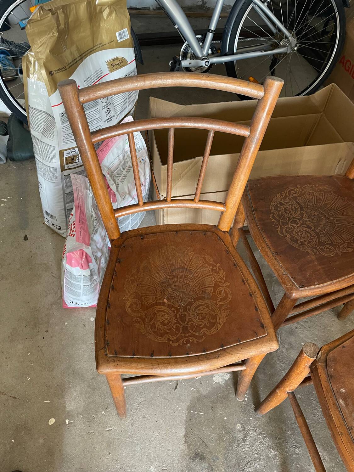 Engraved bistro chair