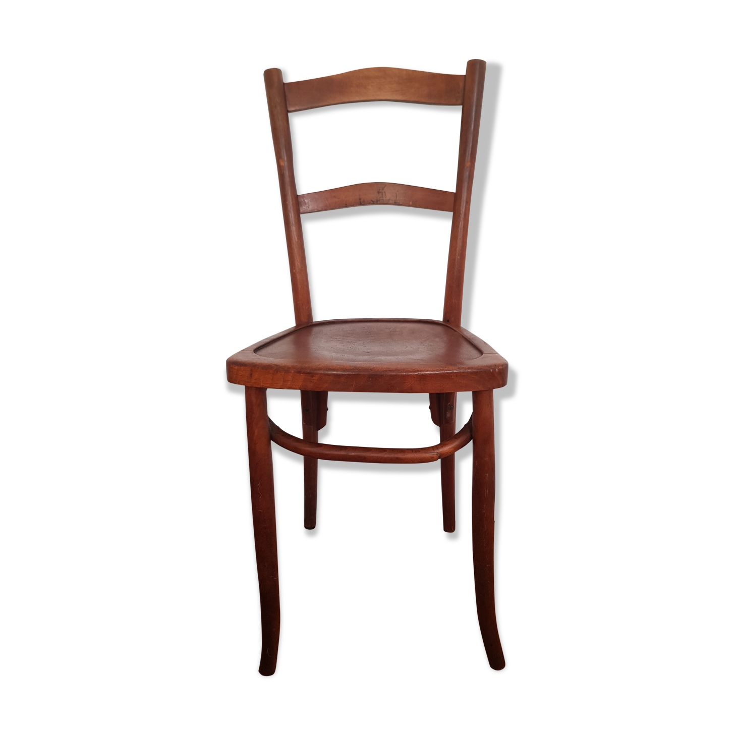 Curved wooden bistro chair