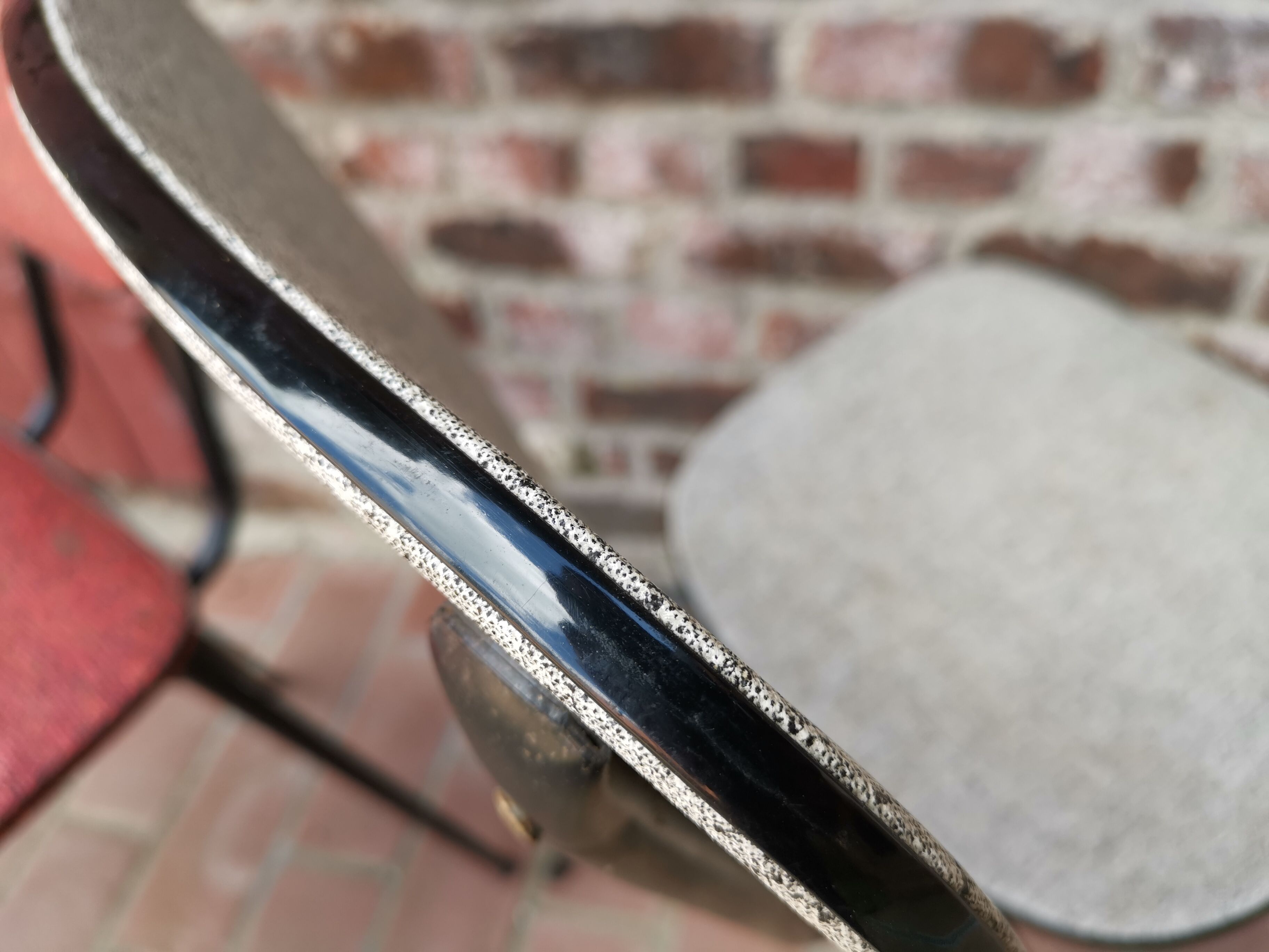 Pair of metal chairs vinyl red and white speckled black, Cimca brand