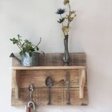 Pallet wall shelf