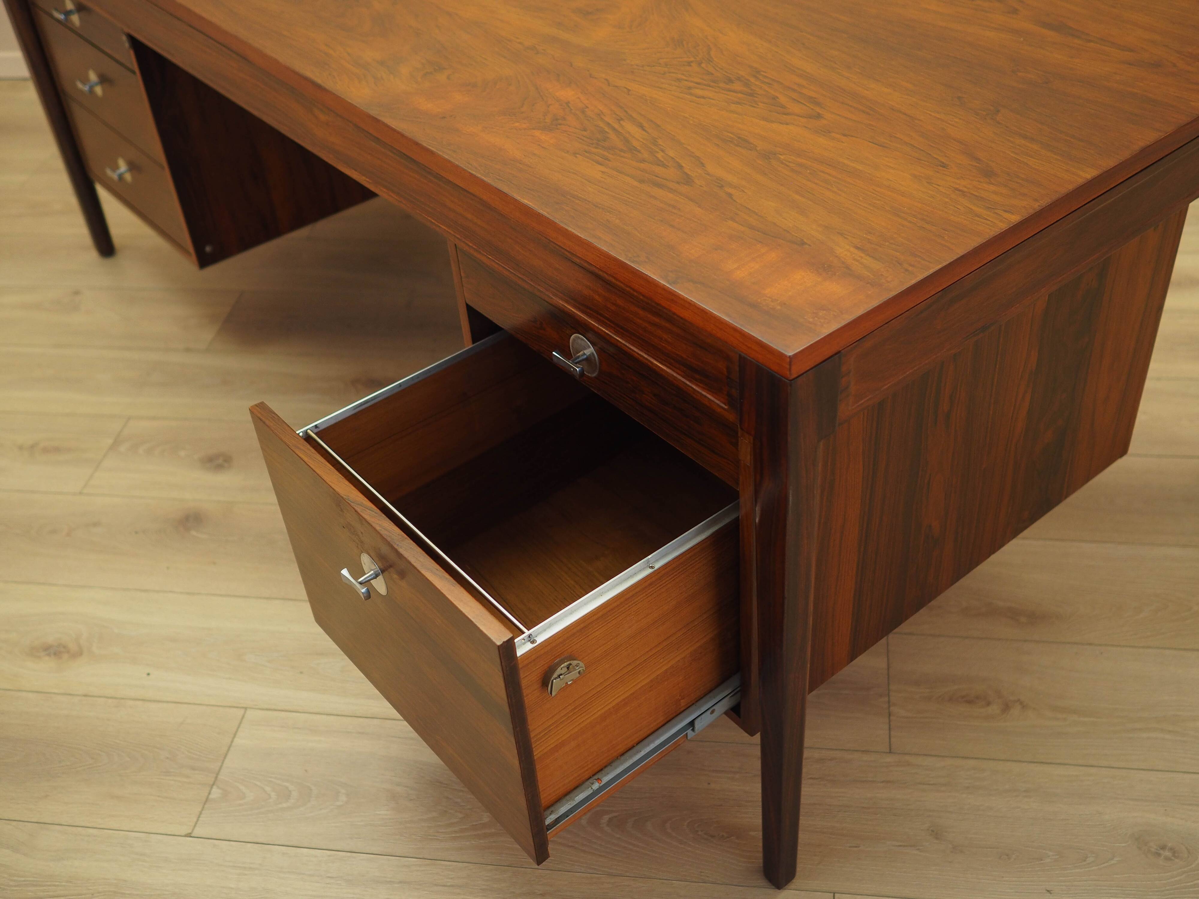 Rosewood desk Diplomat, Danish design, 1970s, designer: Finn Juhl, manufact