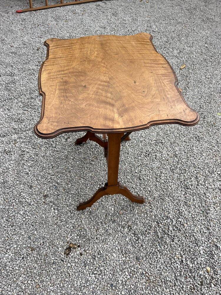 Side table with a system