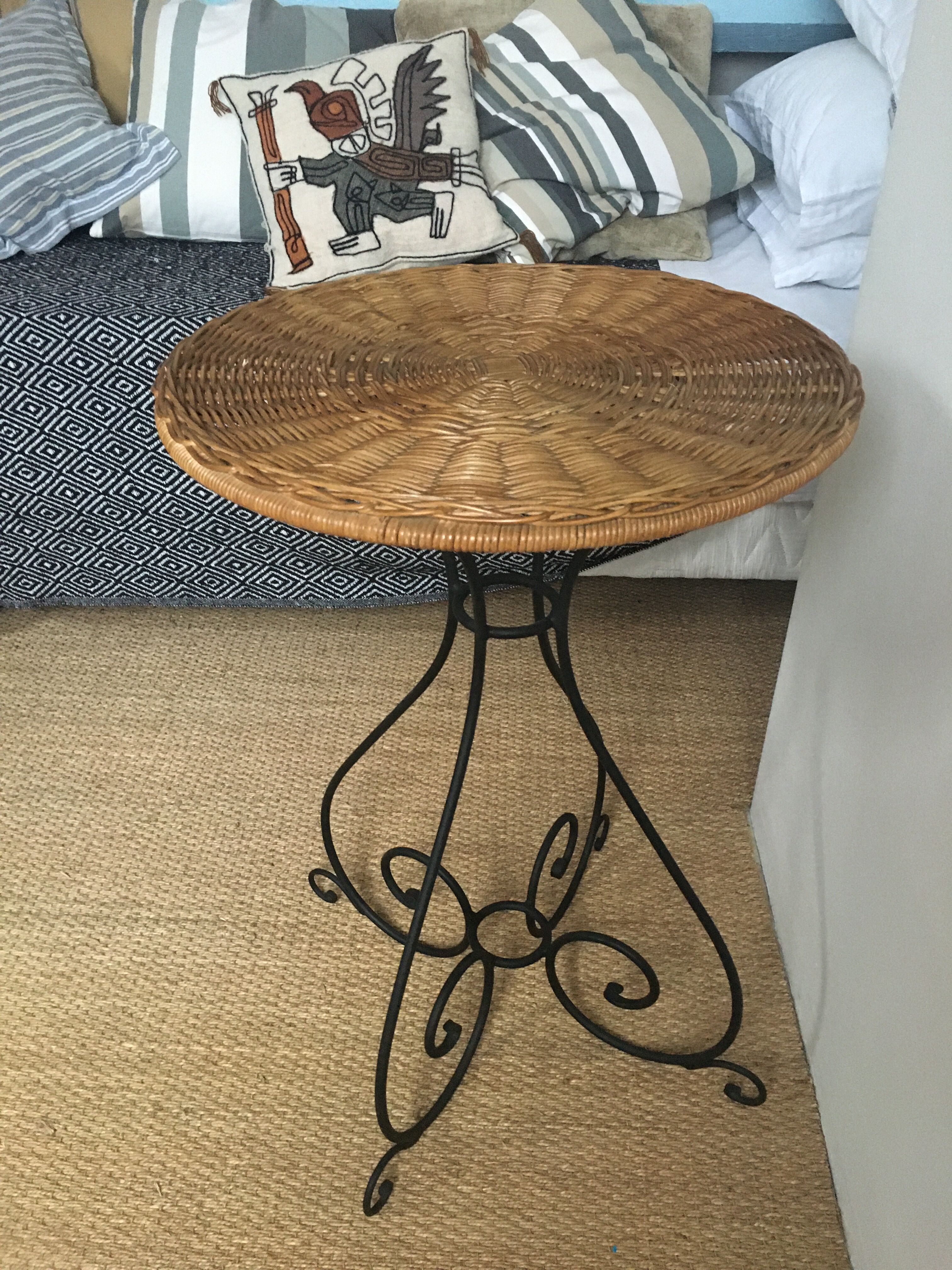 Black metal healing (wrought iron) vintage rattan tray
