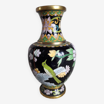 Vase vintage en émaux cloisonné avec un décor floral et d'oiseaux