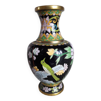 Vase vintage en émaux cloisonné avec un décor floral et d'oiseaux