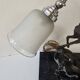 Lampe veilleuse de style Art Déco représentant un cerf sur un socle en marbre