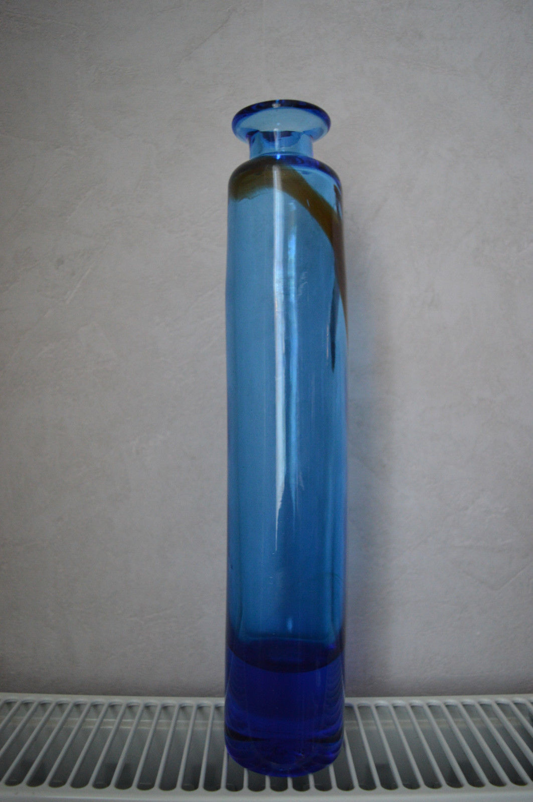 Vase signed bottle Moor old time 1970